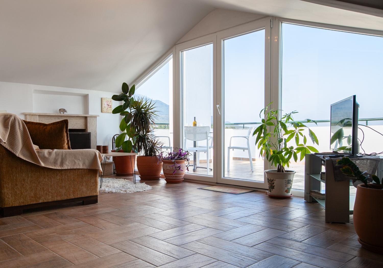 Rodon Apartment With Great View, Sauna And Jacuzzi Літохоро Екстер'єр фото
