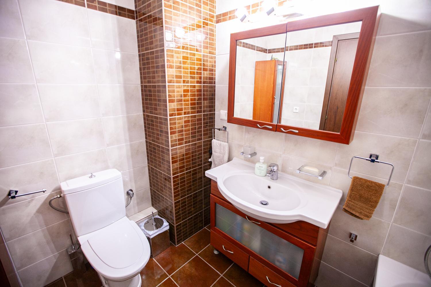 Rodon Apartment With Great View, Sauna And Jacuzzi Літохоро Екстер'єр фото